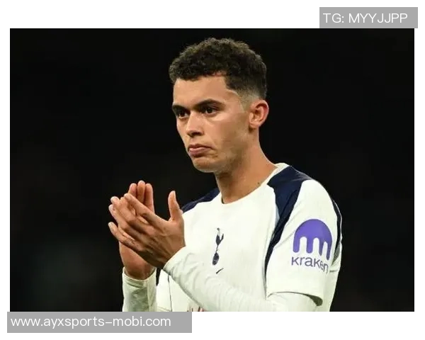 水晶宫即将以3500万签下布伦南约翰逊注册时间紧迫引发关注