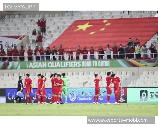 国足海外拉练或将采用双后腰战术球员位置与俱乐部基本一致 国足海外拉练或将采用双后腰战术球员位置与俱乐部基本一致